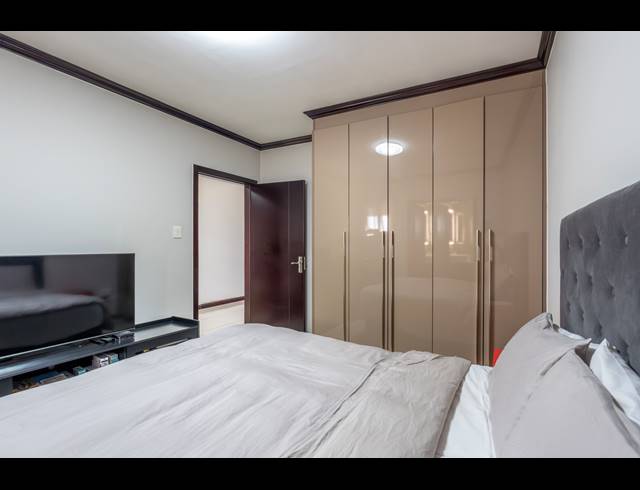 1 BEDROOM APARTMENT FOR SALE IN BROADACRES